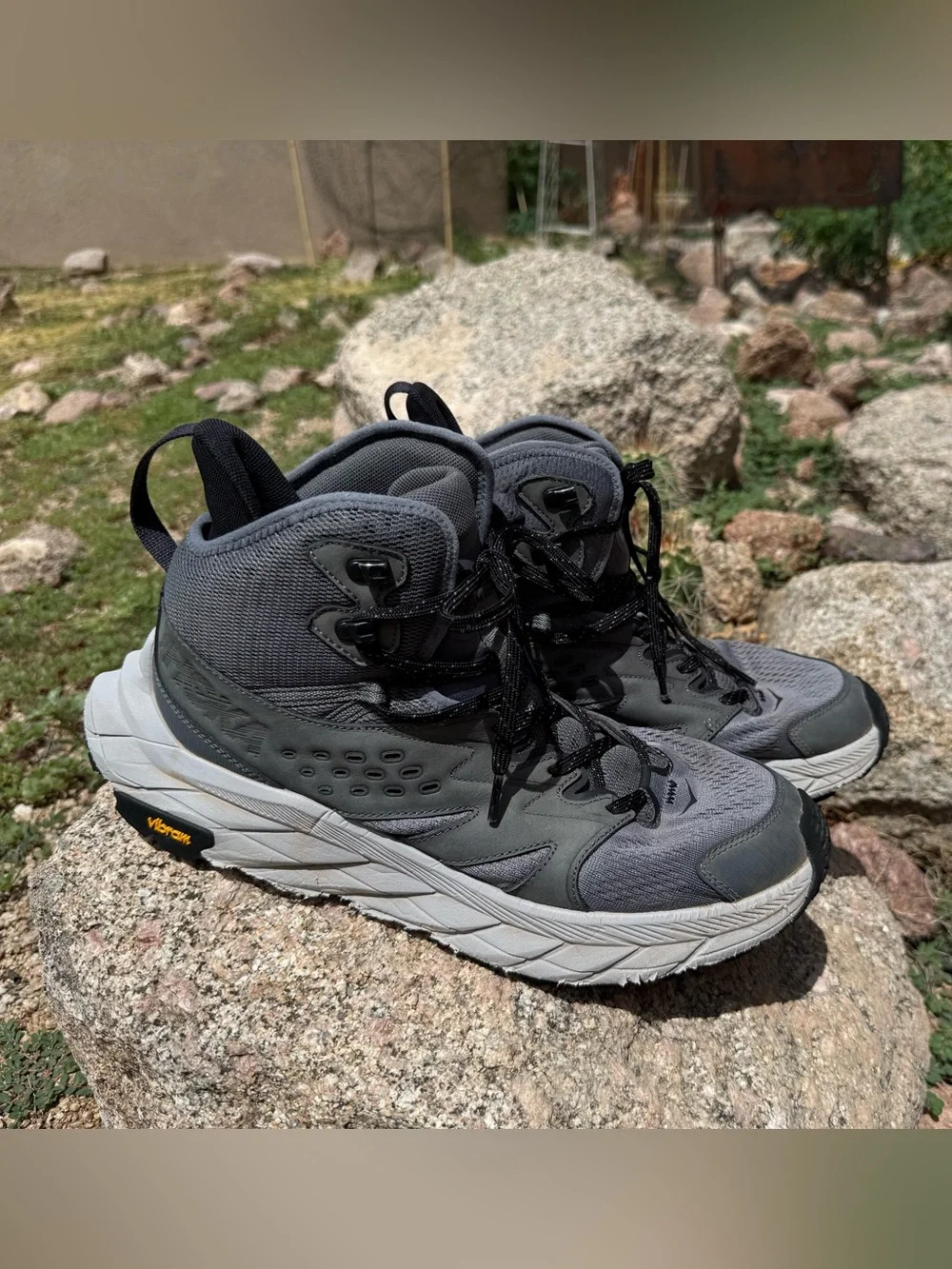 Men’s Hoka Anacapa Breeze Mid Hiking Boot 11D
